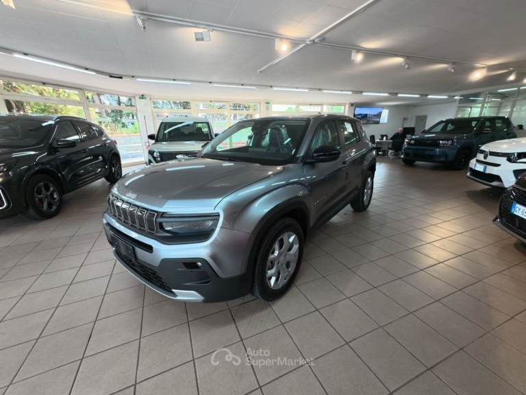 Jeep Avenger Altitude 1.2 Turbo 2025 Grigio: foto 1 di 20