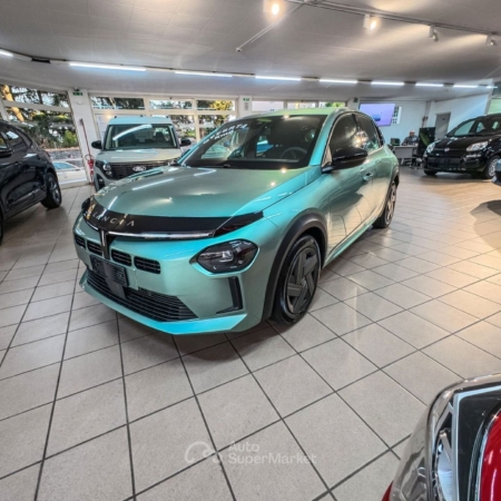 Lancia Ypsilon e-DCT Hybrid e-DCT 2026 Verde — foto 1 di 20